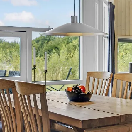 Nice In Fllenslev With 3 Bedrooms And Wifi