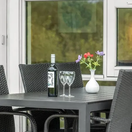 Nice In Fllenslev With 3 Bedrooms And Wifi Eskebjerg