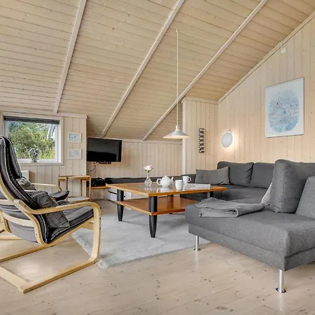 Nice In Fllenslev With 3 Bedrooms And Wifi *