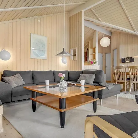 Nice In Fllenslev With 3 Bedrooms And Wifi Hébergement de vacances